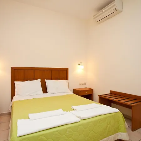 Phaedra Hotel Stalos Exterior photo