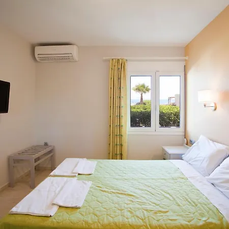 Phaedra Hotel Stalos Room photo