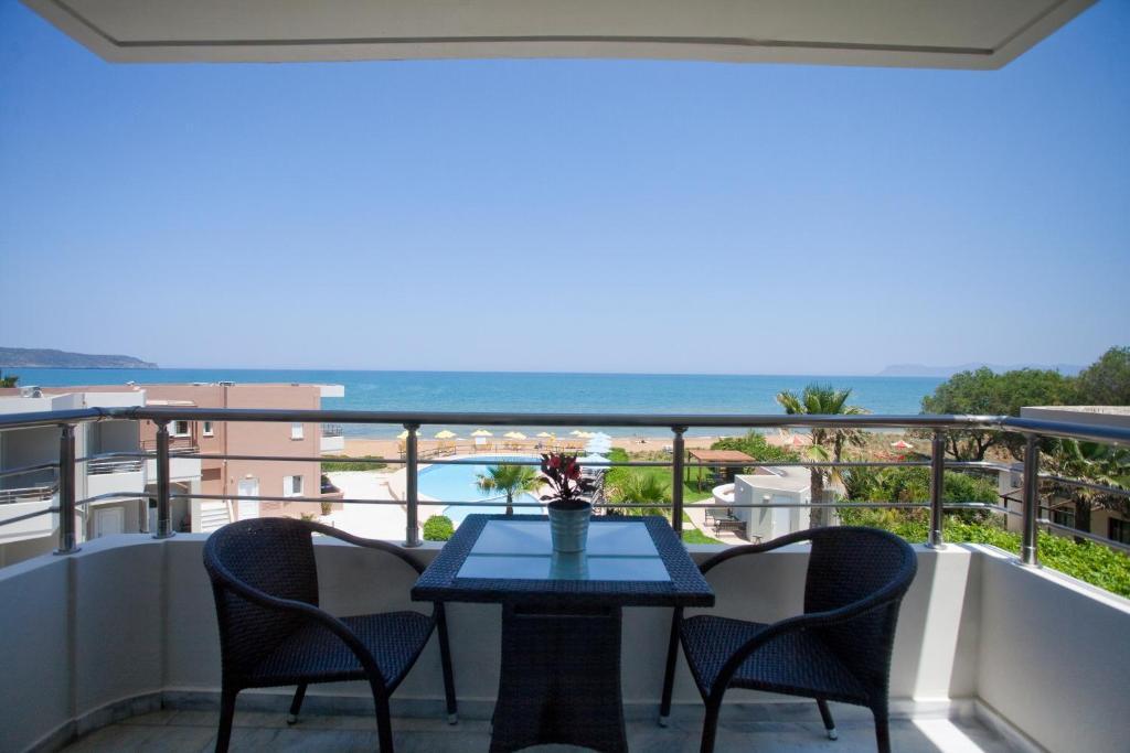 Hotel Phaedra Stalos