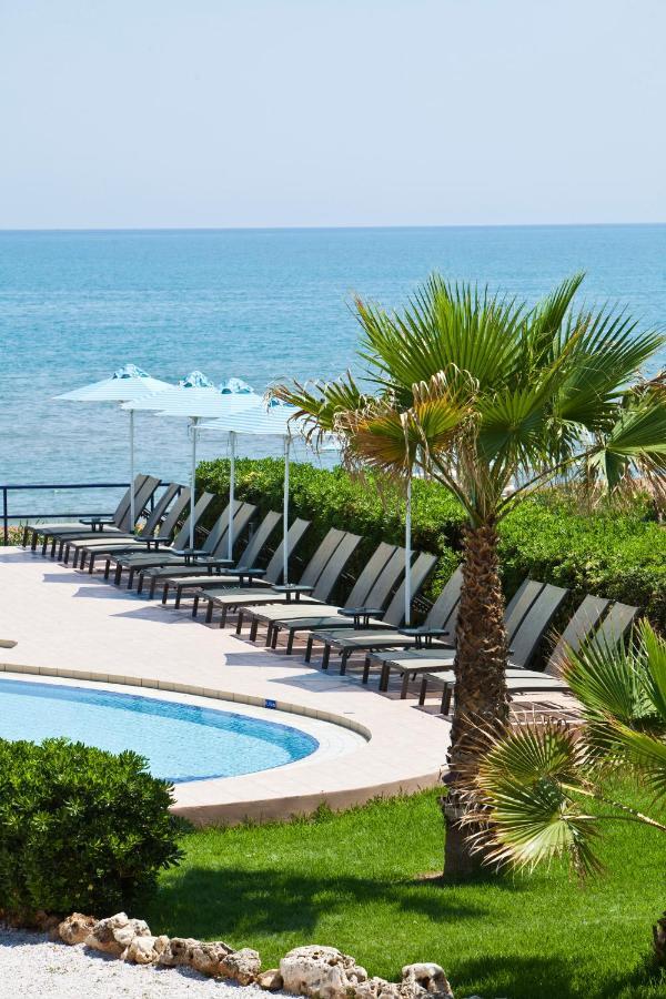 Phaedra Hotel